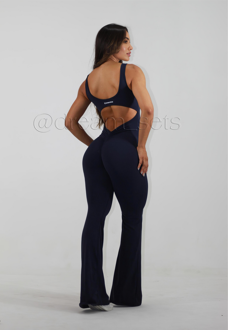 Macacão Flare Empina Bumbum