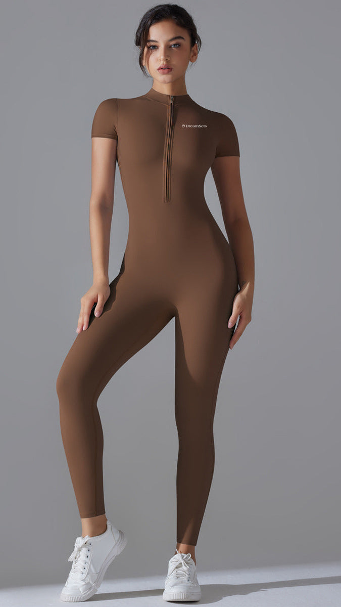 Macacão Zipper Manga Curta