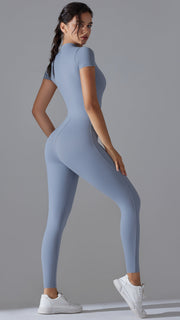 Macacão Zipper Manga Curta